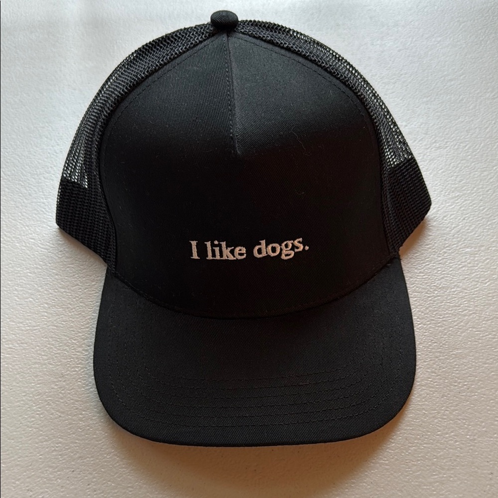 OTTO Black Trucker Hat Mesh Adjustable Strap with "I like dogs." Embroidery